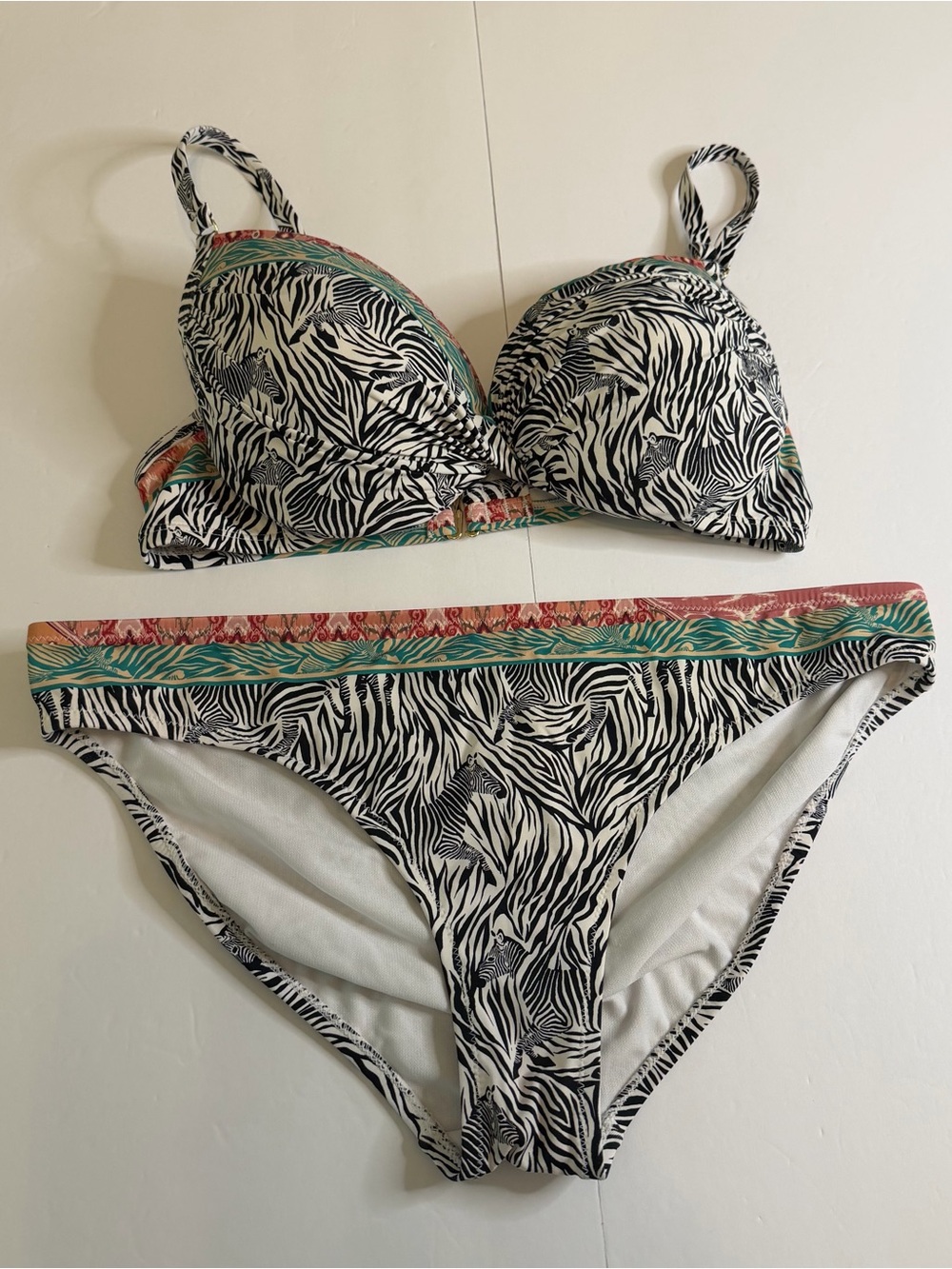 Johnny Was California Women’s Zebra Print Bikini Swimsuit Set M Top L Bottom